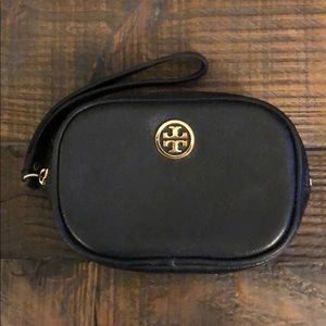 TORY BURCH black saffiano leather wristlet